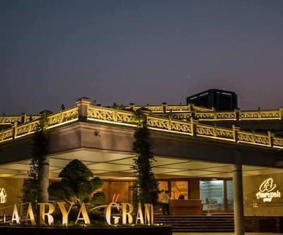 https://imgcld.yatra.com/ytimages/image/upload/t_hotel_yatra_city_desktop/v1478084765/Domestic Hotels/Hotels_Ahmedabad/Aarya Grand Hotels and Resorts/Aarya_Grand_Enterence.jpg